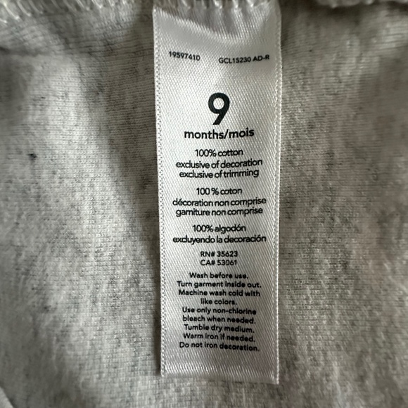 Mixed Brands Bundle of 4: Sleeved Gray & WhiteTops, Denim Jean, Cotton Shirts - Picture 11 of 16